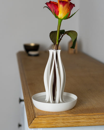 Vase - Emberflare